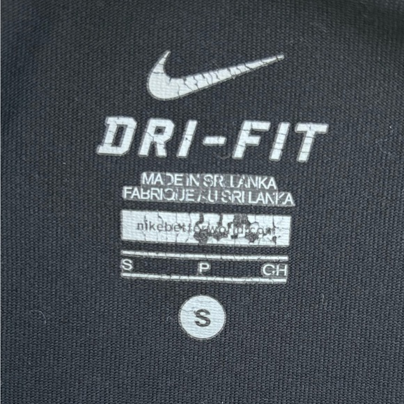 Active Jacket - Picture 2 of 4